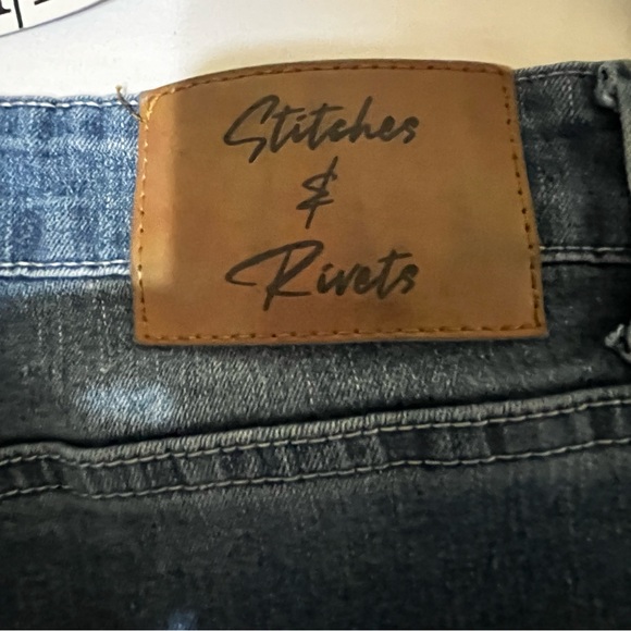 Stitches & Rivets Men’s Blue Jeanst - Picture 3 of 4